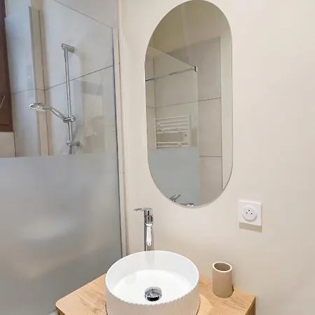 Chic Et Calme Hypercentre Aix Les Bains 아파트 엑스레뱅