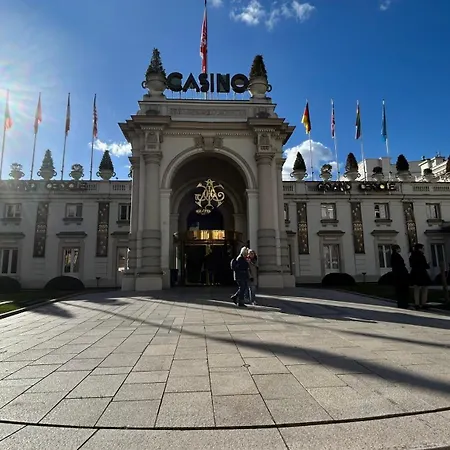 アパート Chic Et Calme Hypercentre Aix Les Bains エクスレバン