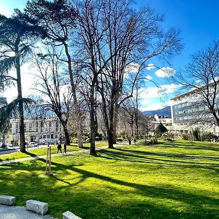 Chic Et Calme Hypercentre Aix Les Bains エクスレバン